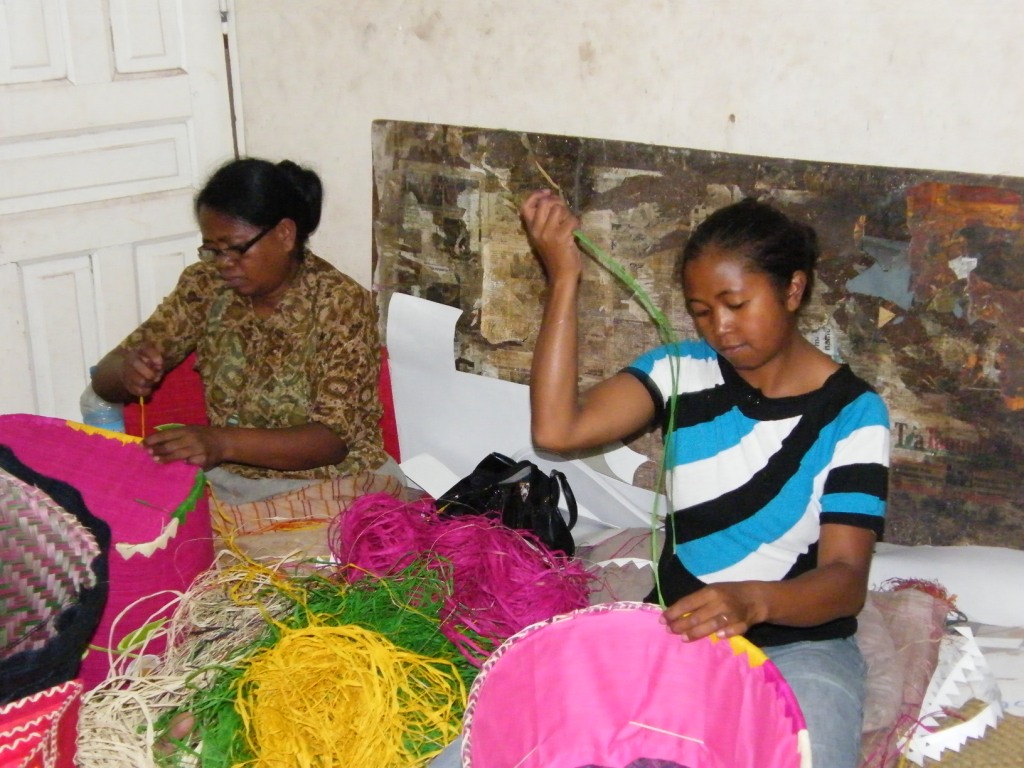 tukkukorit Madagaskar, Käsityöläiset , shop.tongasoa-artisanal.com